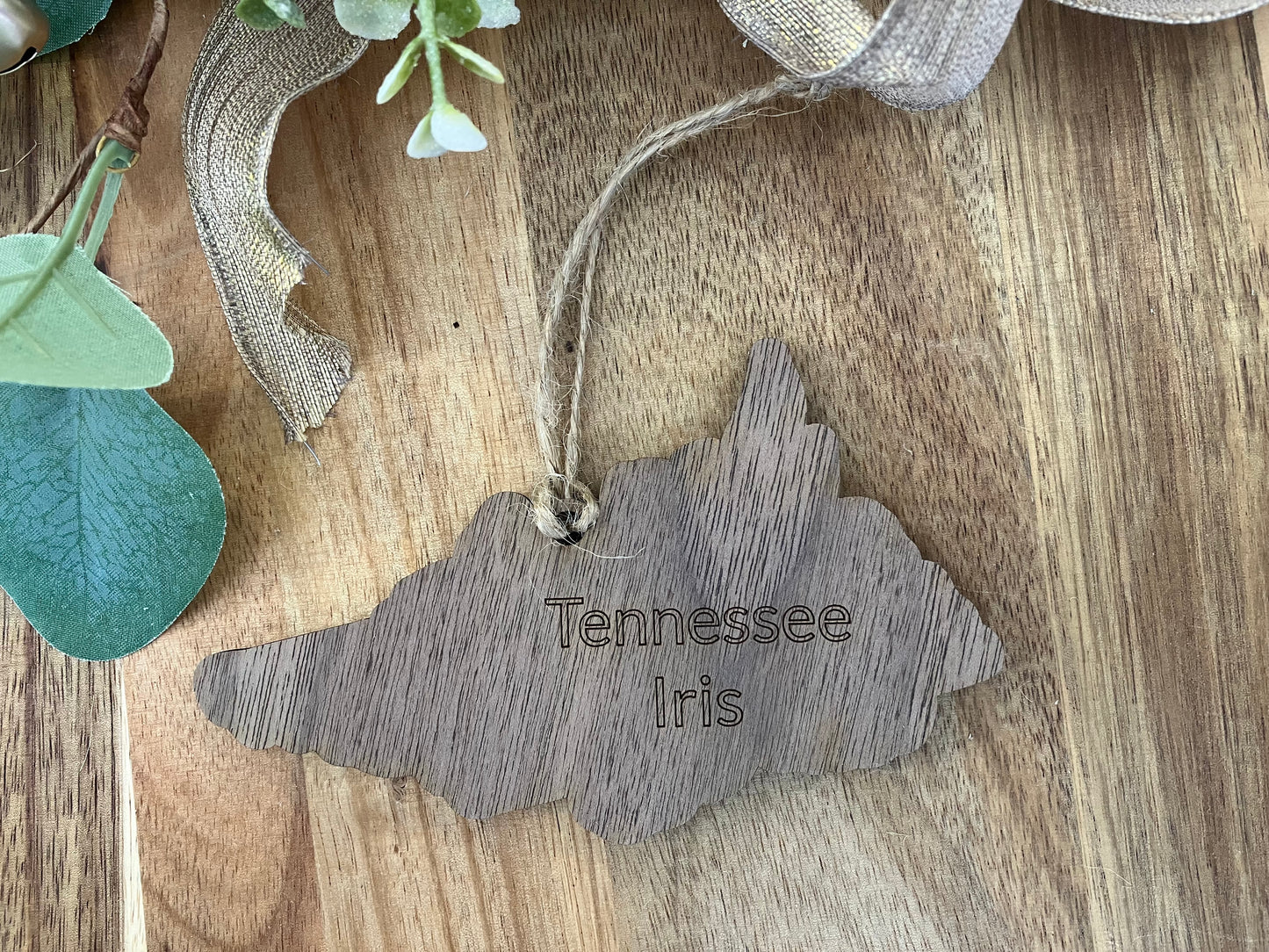 Wooden Tennessee State Flower Ornament