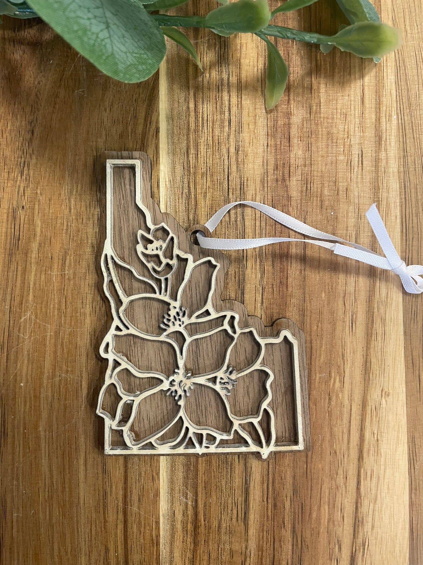 Wooden Idaho State Flower Ornament