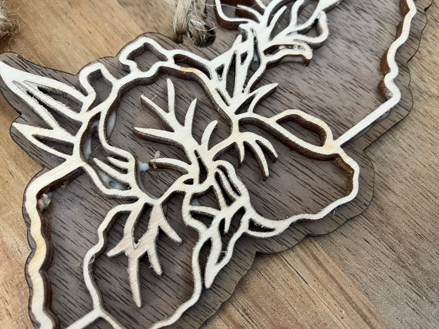 Wooden Tennessee State Flower Ornament