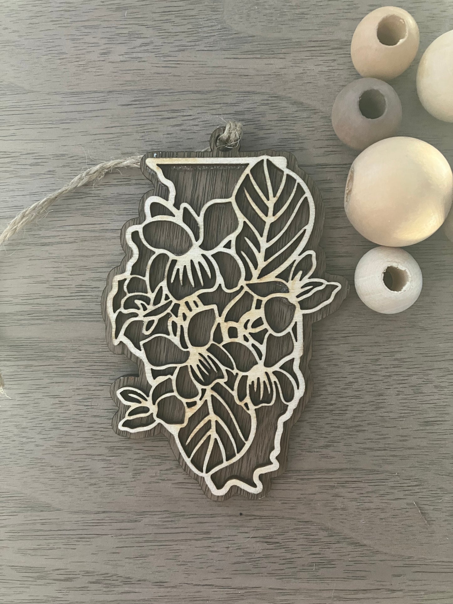 Wooden Illinois State Flower Ornament