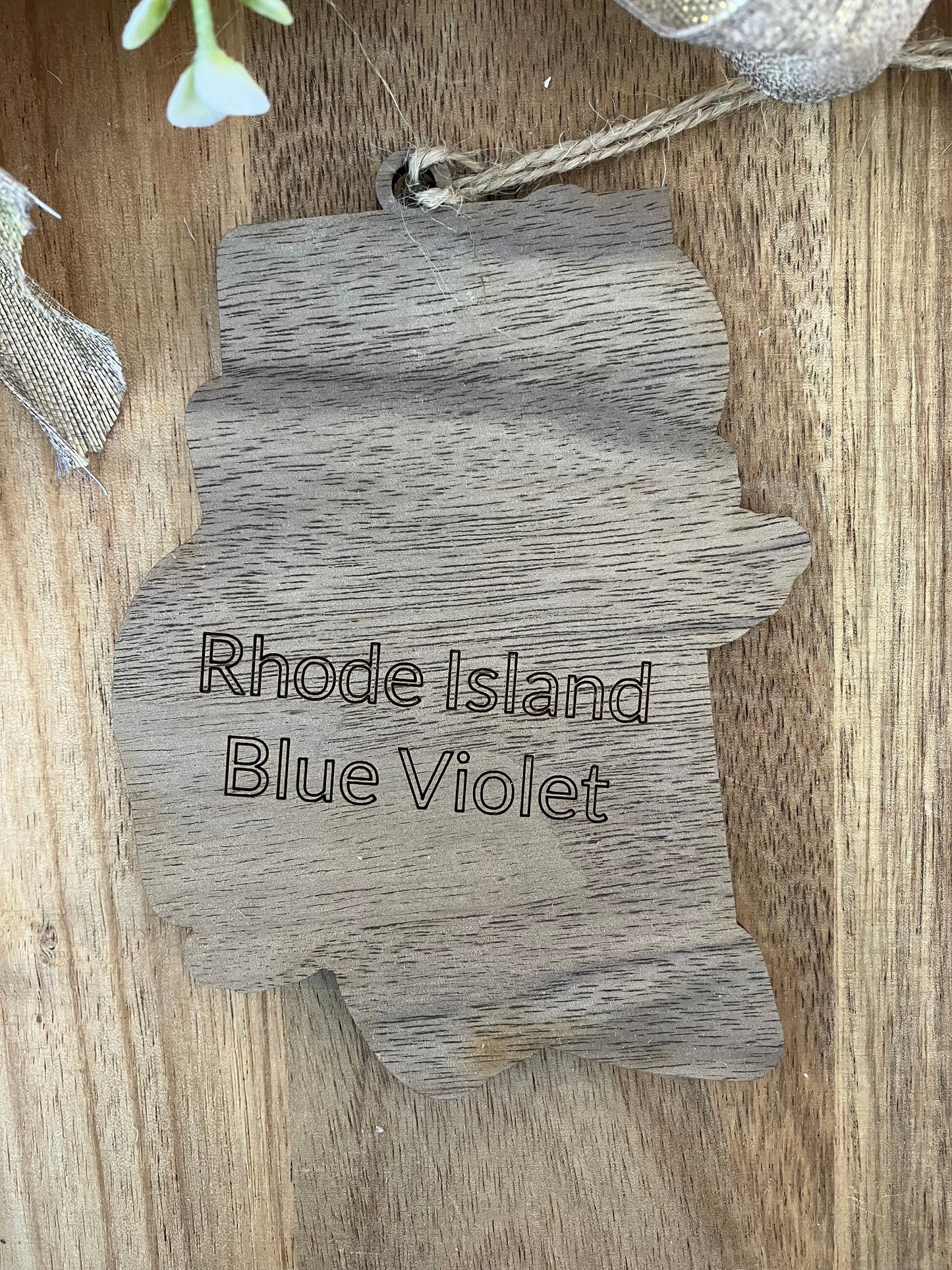 Wooden Rhode Island State Flower Ornament
