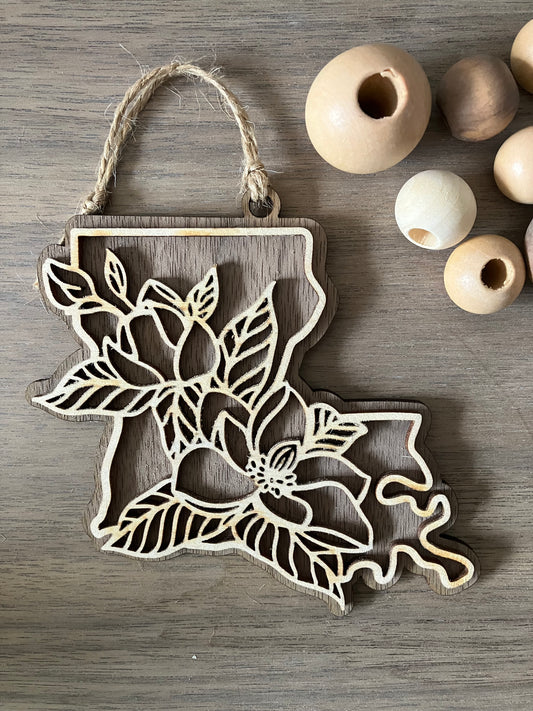 Wooden Louisiana State Flower Ornament