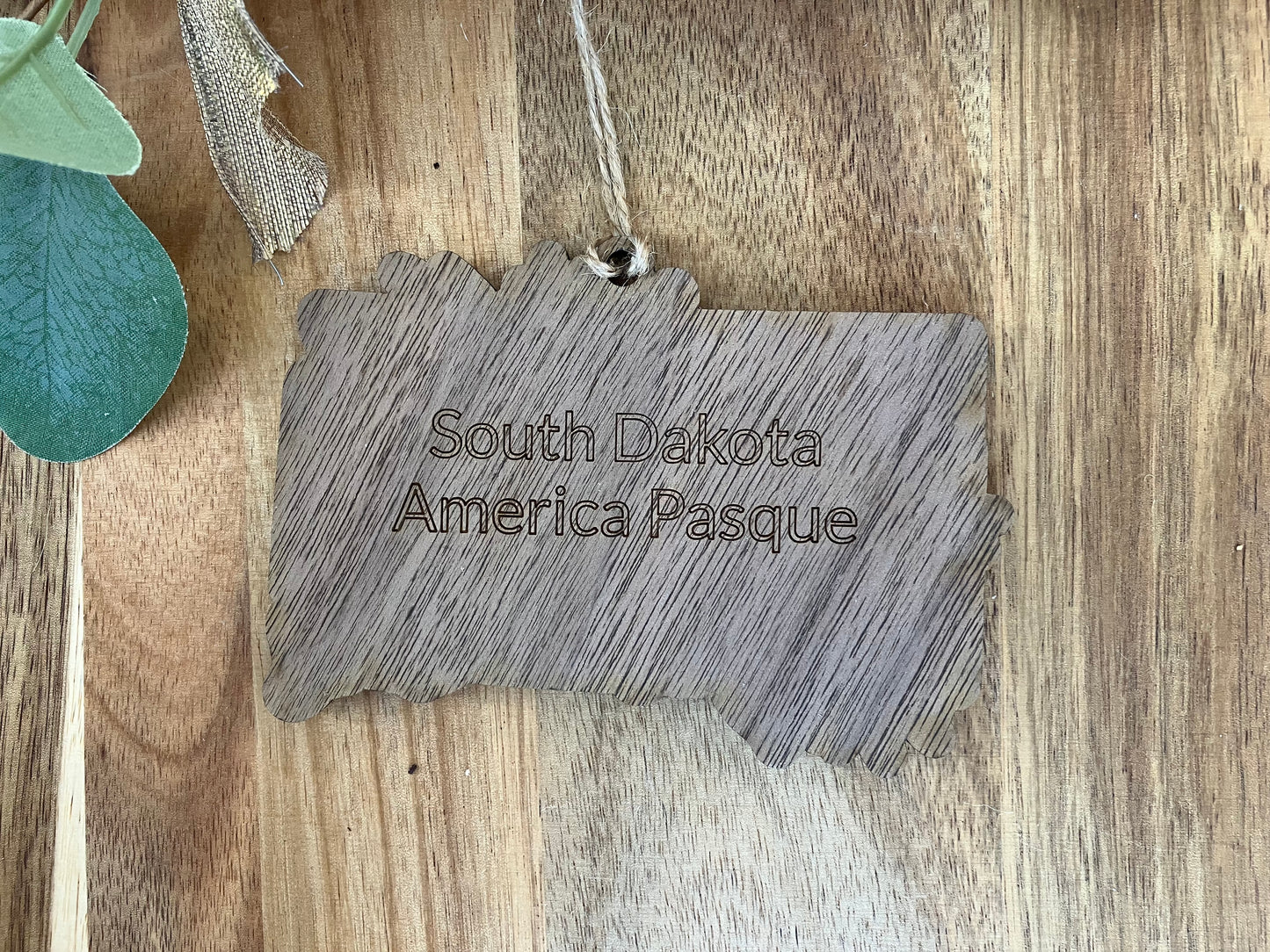 Wooden South Dakota State Flower Ornament