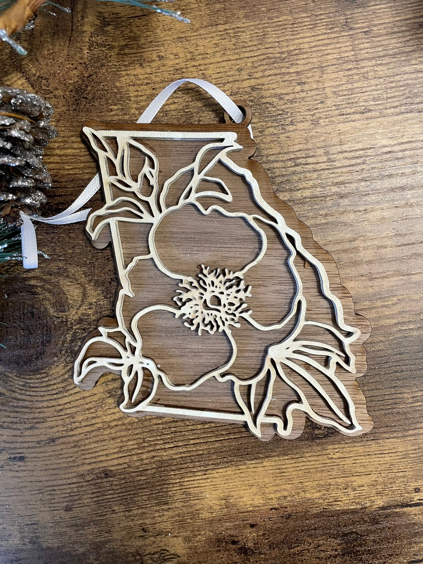 Wooden Georgia State Flower Ornament