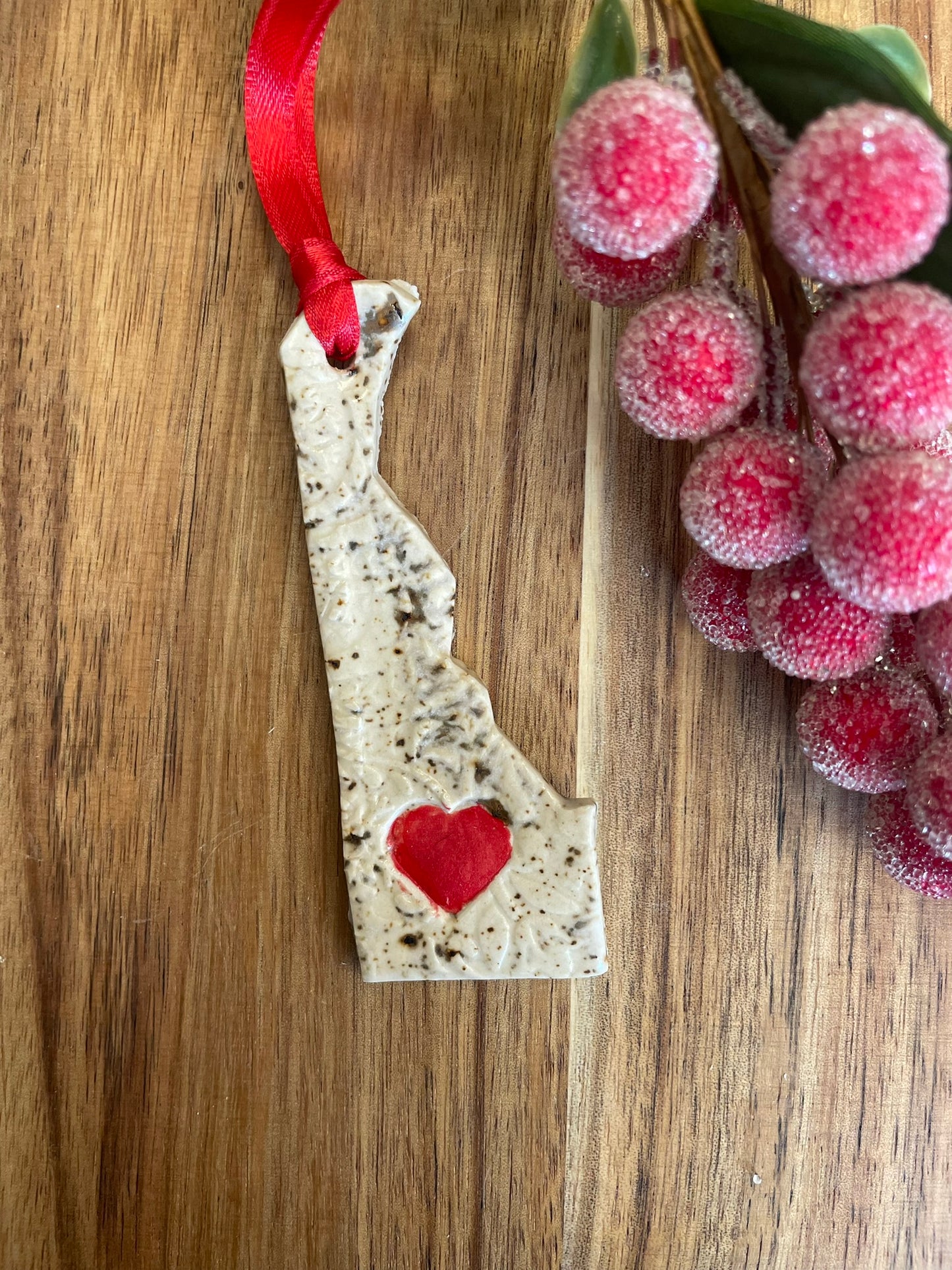 Delaware Rustic Clay Ornament